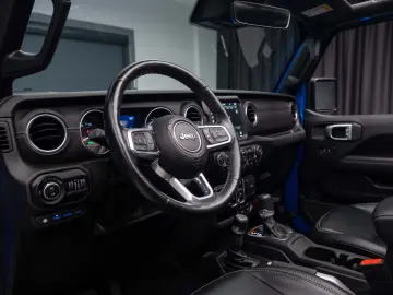 2021 Jeep Wrangler Unlimited Sahara Hybrid