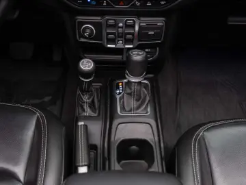 2021 Jeep Wrangler Unlimited Sahara Hybrid
