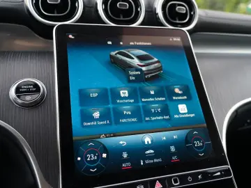 MERCEDES-BENZ GLC300d Coupe 4M 2x AMG DIGITAL MEM BURMESTER