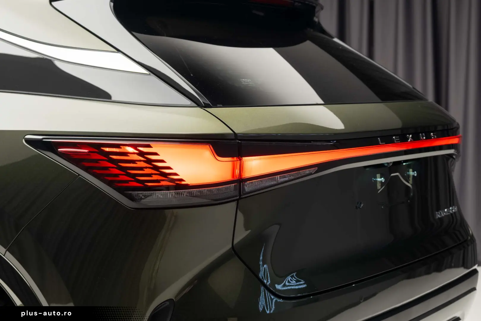 Lexus RX450H  Luxury - Auto NOU - STOC