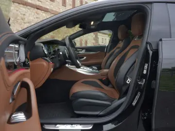 MERCEDES-BENZ AMG GT 53 4Matic  Perfor V8 Kit~Pano~MBUX VOLL
