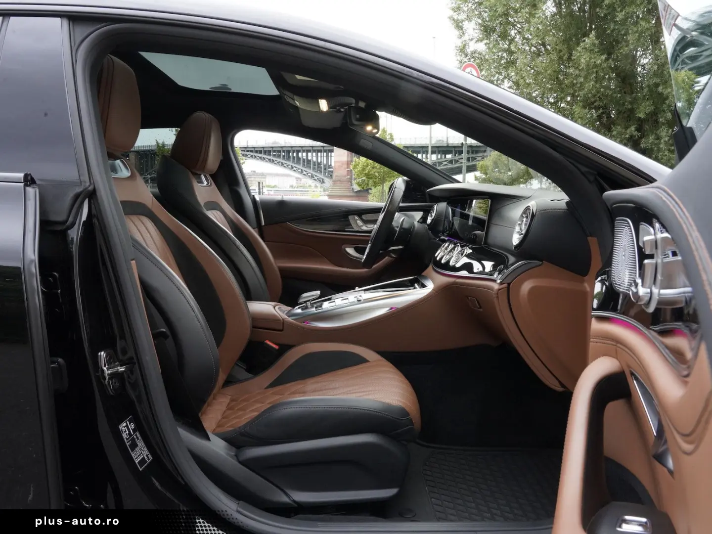 MERCEDES-BENZ AMG GT 53 4Matic  Perfor V8 Kit~Pano~MBUX VOLL
