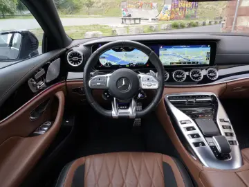 MERCEDES-BENZ AMG GT 53 4Matic  Perfor V8 Kit~Pano~MBUX VOLL