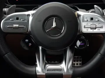 MERCEDES-BENZ AMG GT 53 4Matic  Perfor V8 Kit~Pano~MBUX VOLL