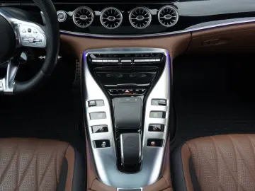 MERCEDES-BENZ AMG GT 53 4Matic  Perfor V8 Kit~Pano~MBUX VOLL