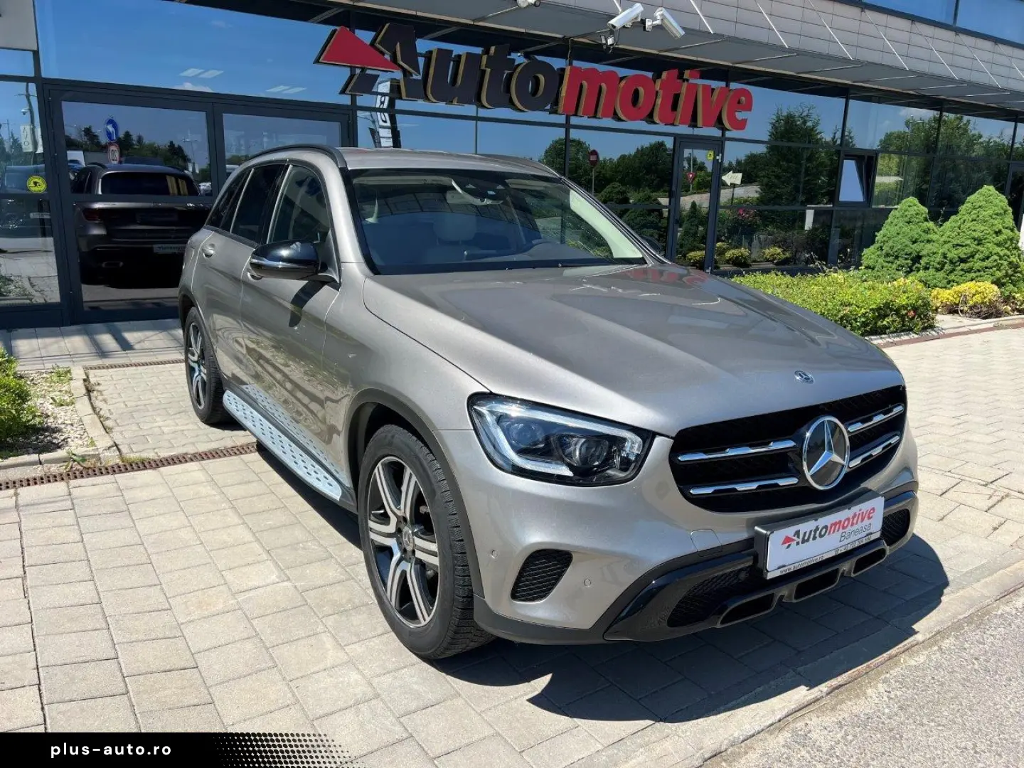 MERCEDES BENZ GLC 300