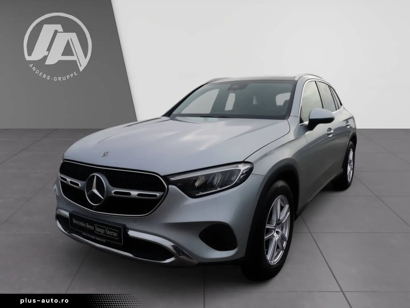 MERCEDES-BENZ GLC 220d 4M Avantgarde Distr LED 360 Kam Pano