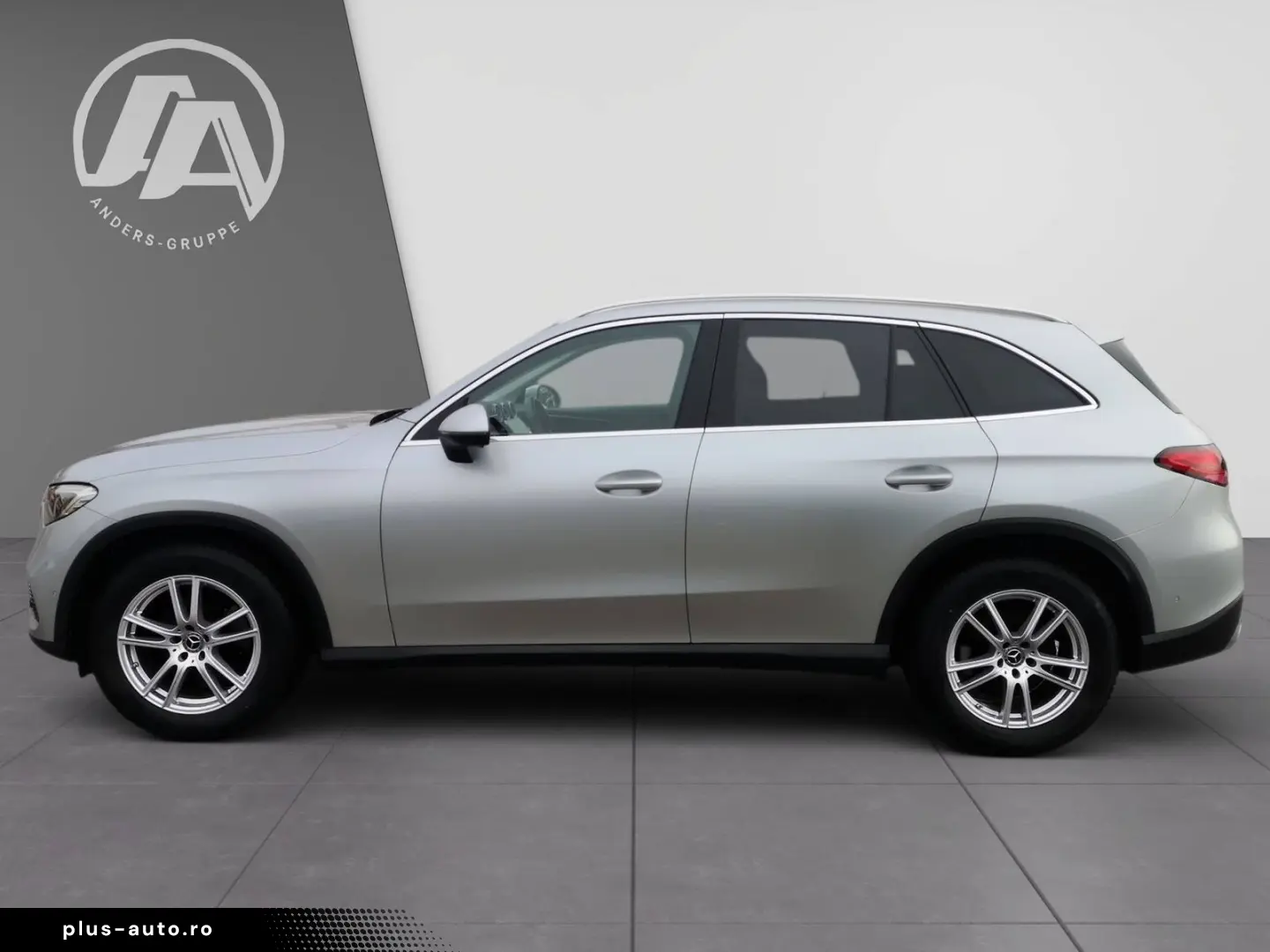 MERCEDES-BENZ GLC 220d 4M Avantgarde Distr LED 360 Kam Pano