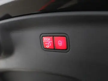 MERCEDES-BENZ AMG GT 63 S 4M  Perf. Abgas Pano HUD Dynamic