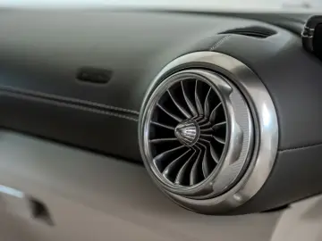 Mercedes-Benz SL 63 AMG 4M  PREM  MANUF BURM