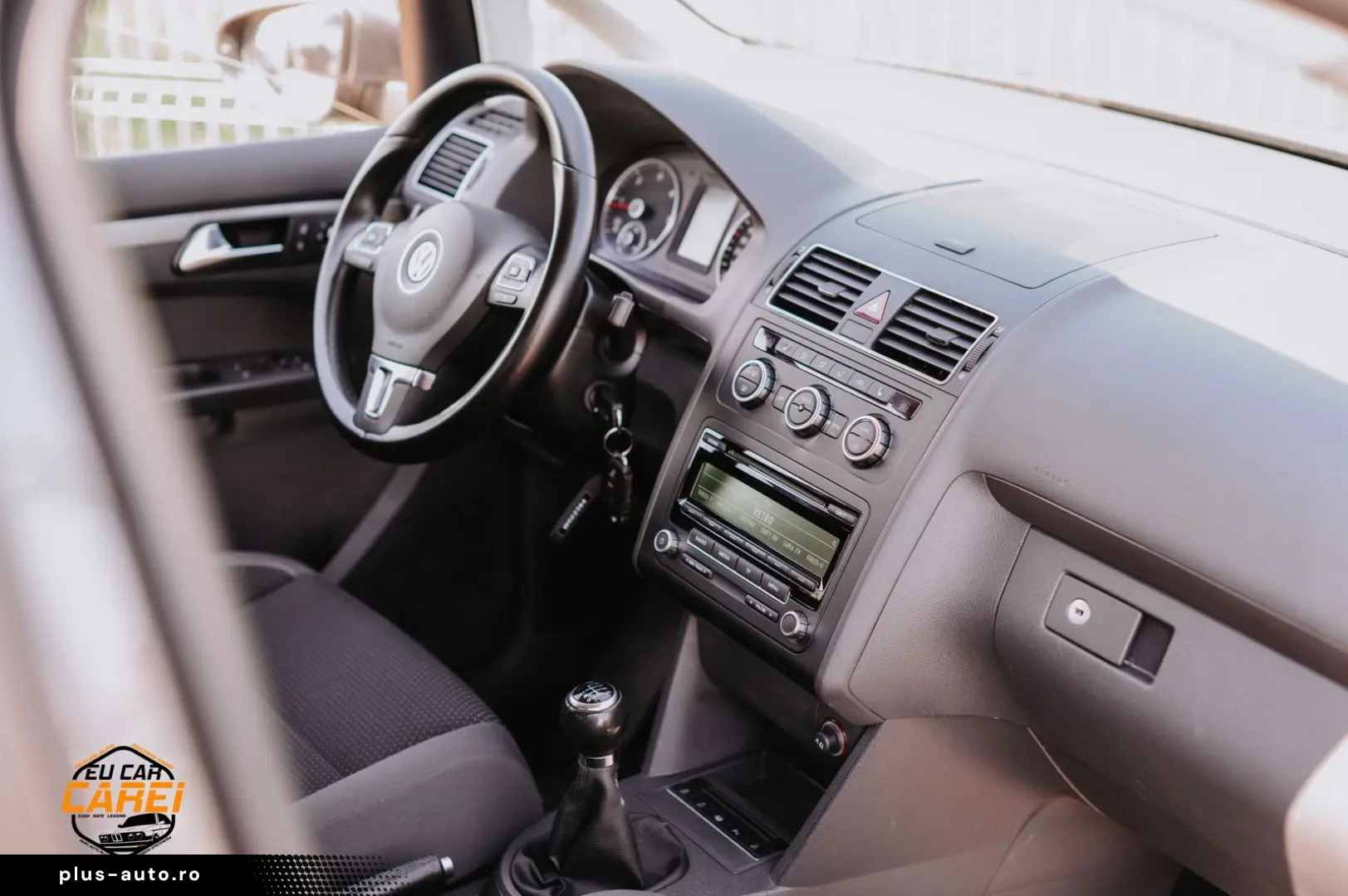 VW TOURAN 2.0 DIESEL 7 LOCURI