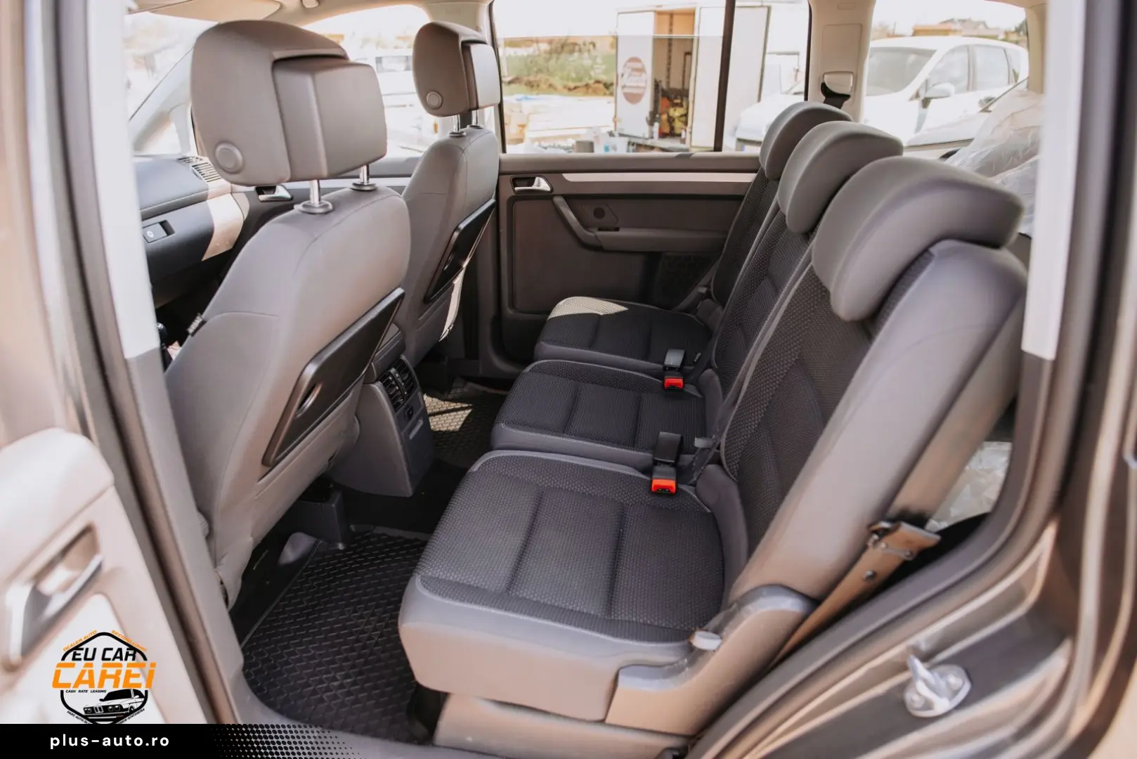 VW TOURAN 2.0 DIESEL 7 LOCURI