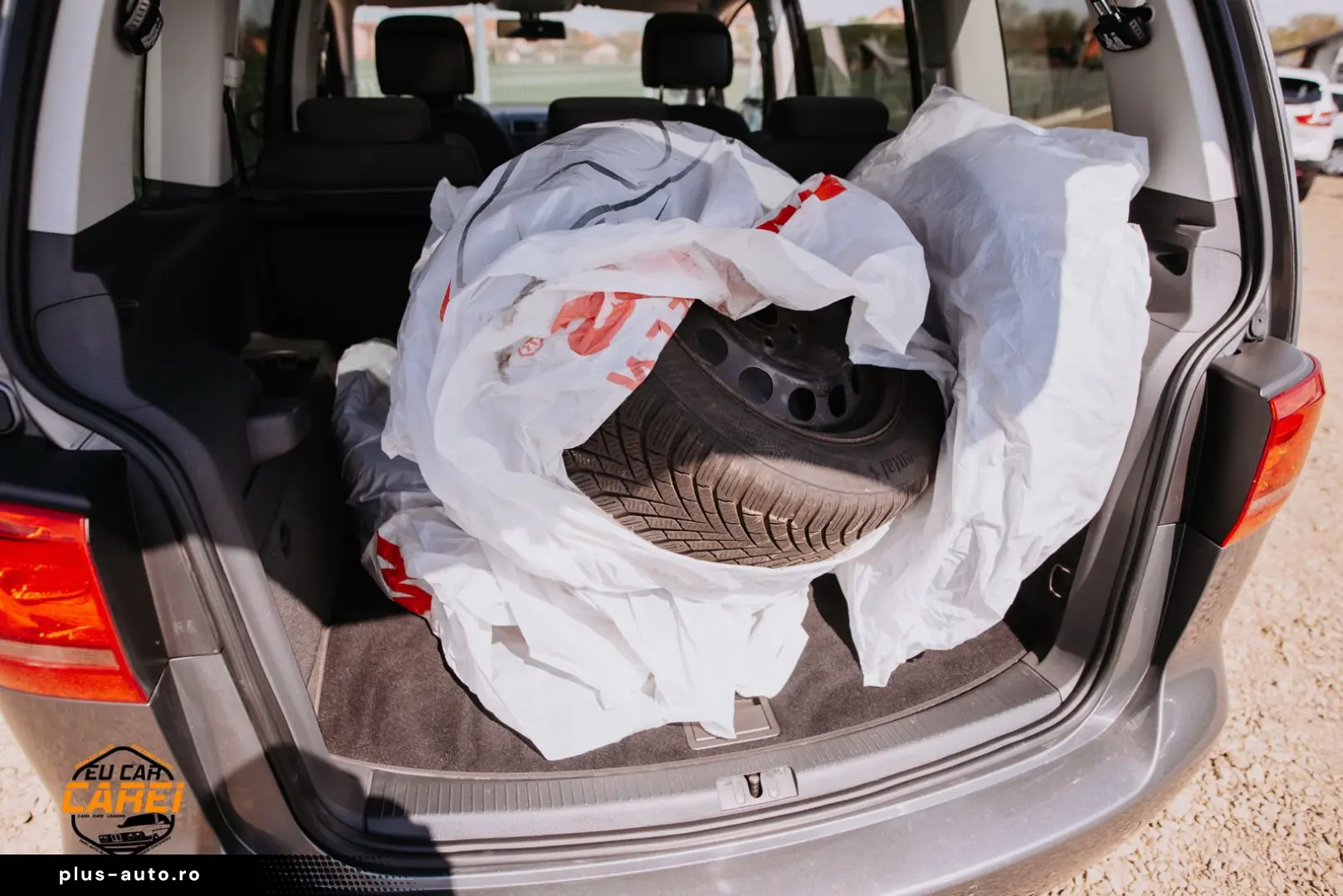 VW TOURAN 2.0 DIESEL 7 LOCURI
