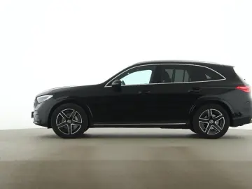 MERCEDES-BENZ GLC 300 d 4M AMG Distronic AHK Kamera LED