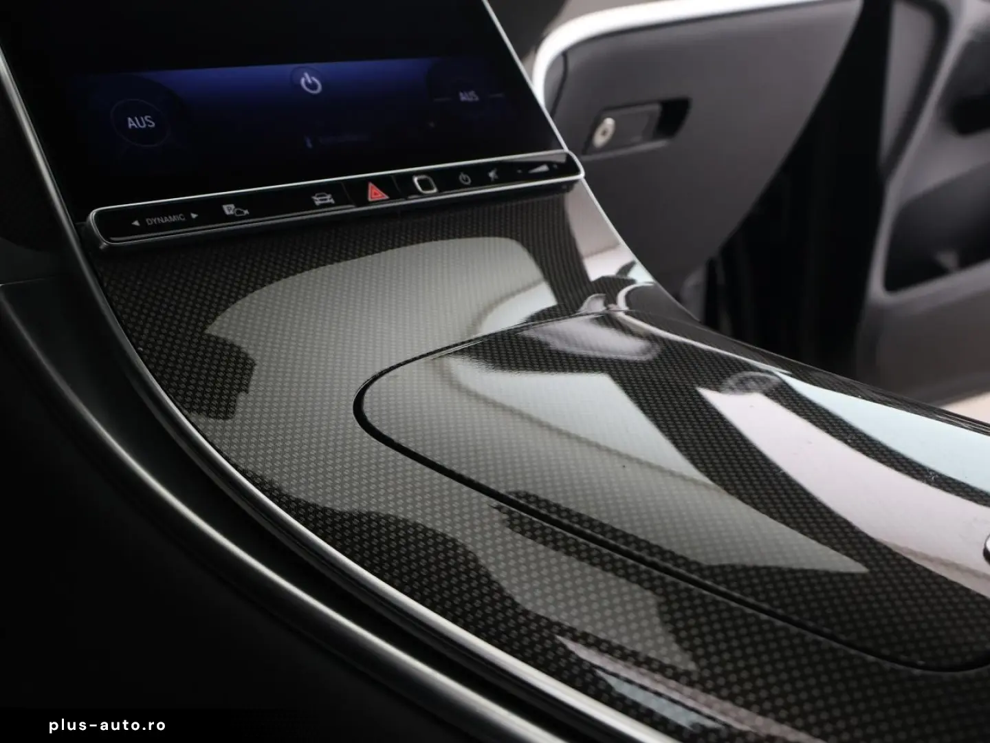 MERCEDES-BENZ GLC 300 d 4M AMG Distronic AHK Kamera LED