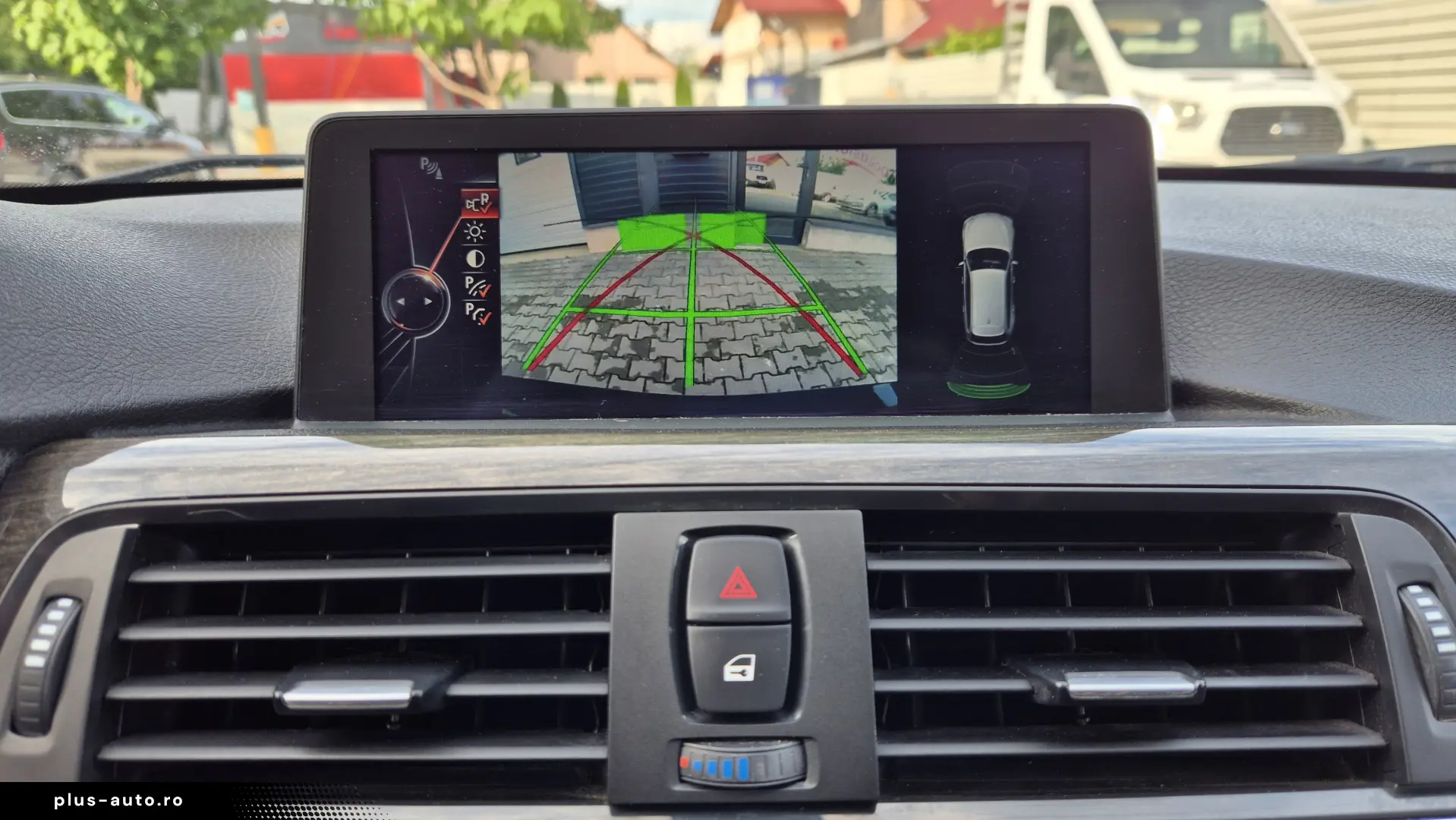 BMW 320xd LuxuryLine Aut 2015