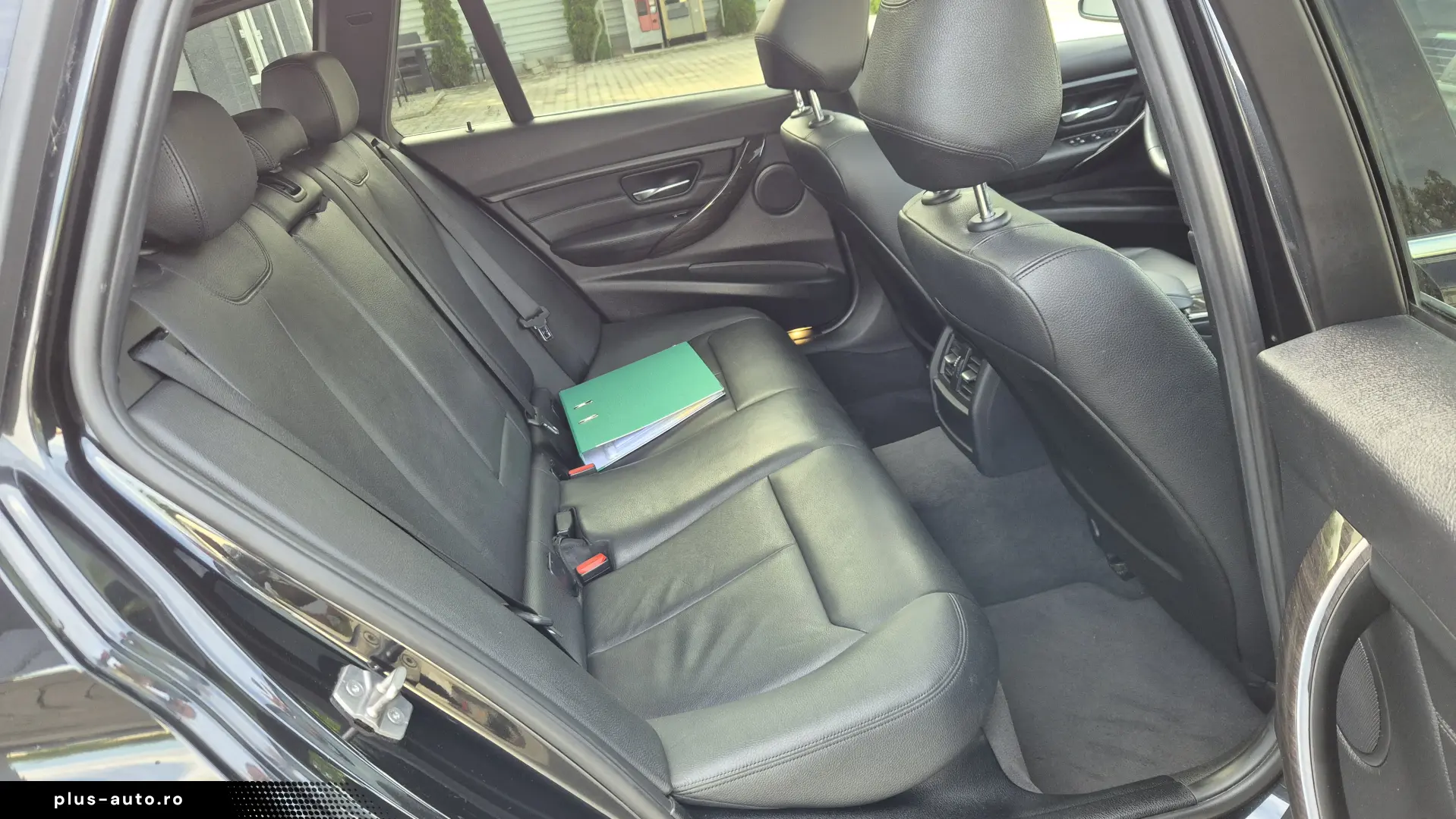 BMW 320xd LuxuryLine Aut 2015