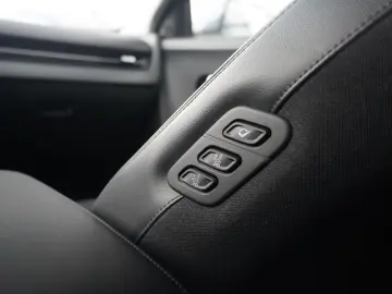 HYUNDAI Ioniq 5 Uniq 4WD Sitzbelüftung 360  Wärmepumpe