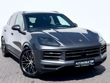 PORSCHE Cayenne 3.0 V6  MATRIX PANO HUD 360 CAM BOSE