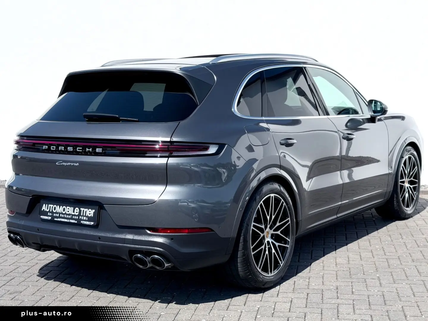 PORSCHE Cayenne 3.0 V6  MATRIX PANO HUD 360 CAM BOSE