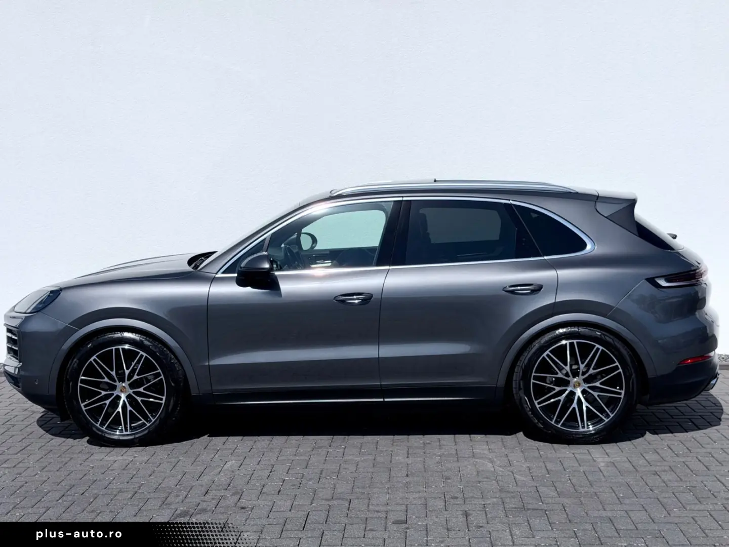 PORSCHE Cayenne 3.0 V6  MATRIX PANO HUD 360 CAM BOSE