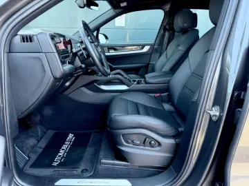 PORSCHE Cayenne 3.0 V6  MATRIX PANO HUD 360 CAM BOSE