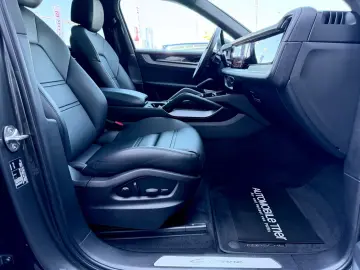 PORSCHE Cayenne 3.0 V6  MATRIX PANO HUD 360 CAM BOSE