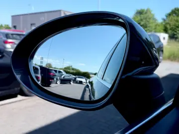 PORSCHE Cayenne 3.0 V6  MATRIX PANO HUD 360 CAM BOSE