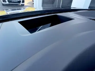 PORSCHE Cayenne 3.0 V6  MATRIX PANO HUD 360 CAM BOSE