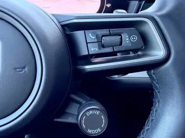 PORSCHE Cayenne 3.0 V6  MATRIX PANO HUD 360 CAM BOSE