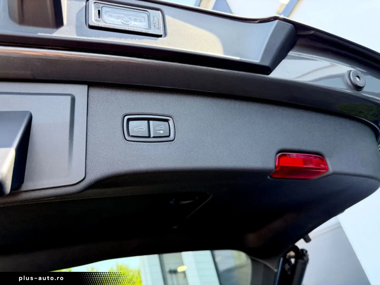 PORSCHE Cayenne 3.0 V6  MATRIX PANO HUD 360 CAM BOSE