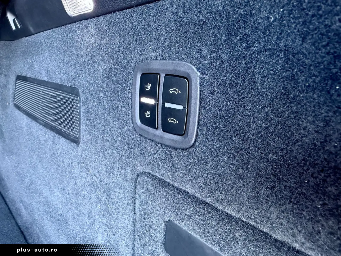 PORSCHE Cayenne 3.0 V6  MATRIX PANO HUD 360 CAM BOSE