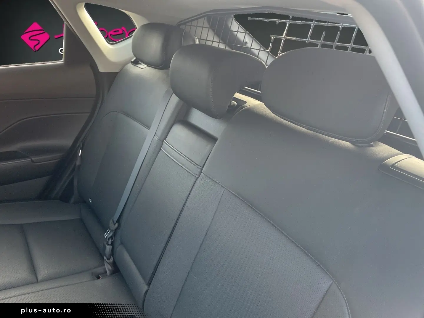 HYUNDAI Kona 1.6 4WD ( BOSE LEDER KAMERA )