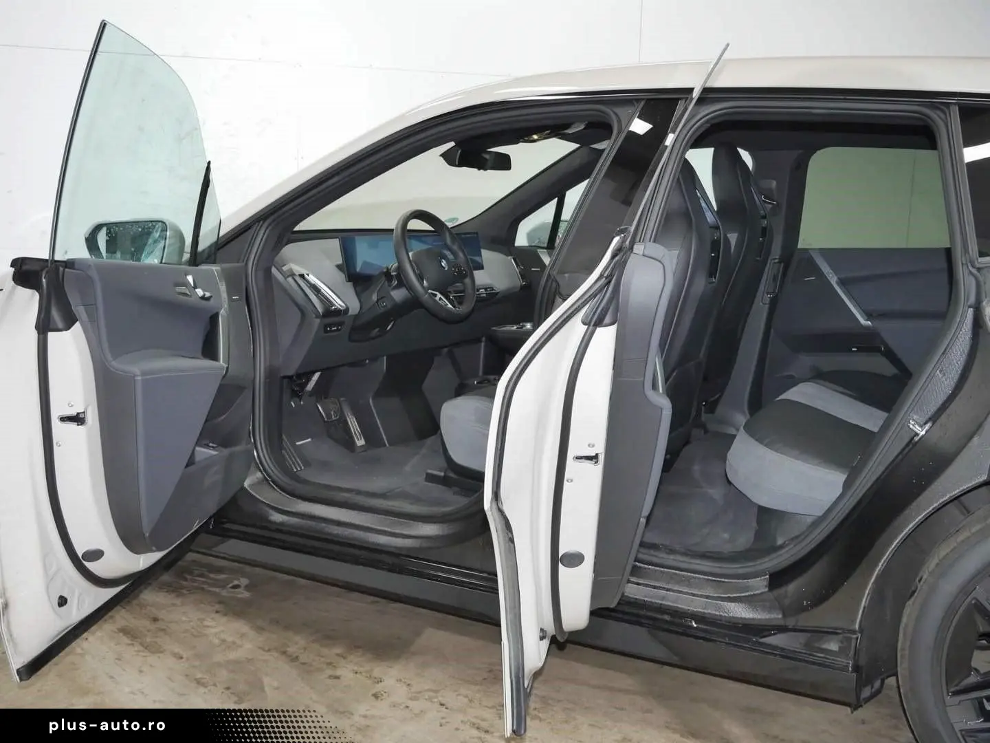 BMW iX xDrive45 M SPORTPAKET PRO 22 ALU ANH.KUPPLUNG