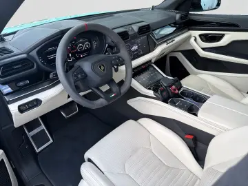 LAMBORGHINI Urus 4.0 V8 PHEV SE