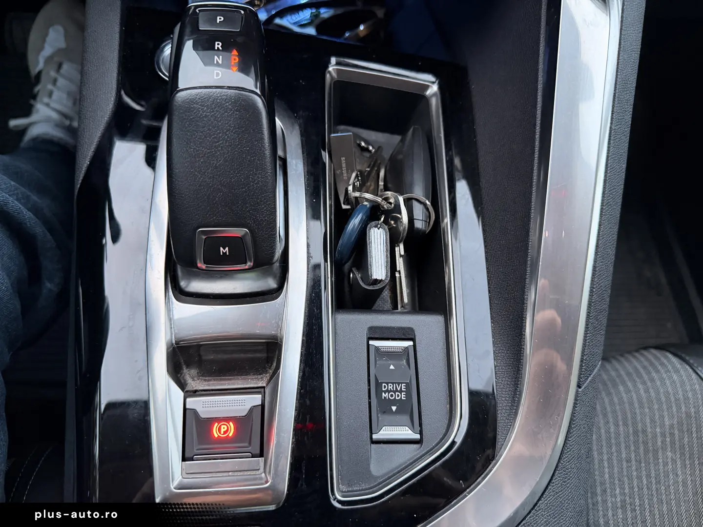 PEUGEOT 3008 1.2 PureTech Turbo S&S EAT8 Allure