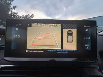 PEUGEOT 3008 1.2 PureTech Turbo S&S EAT8 Allure