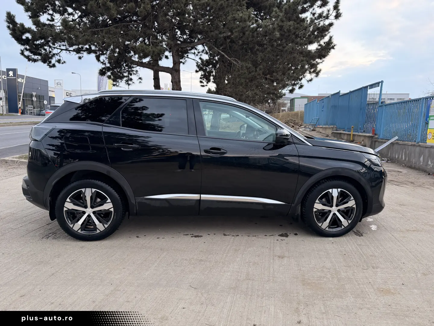 PEUGEOT 3008 1.2 PureTech Turbo S&S EAT8 Allure