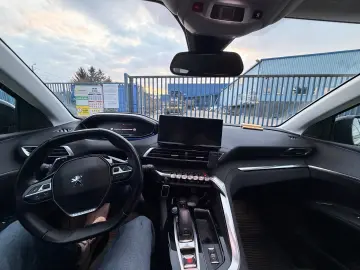 PEUGEOT 3008 1.2 PureTech Turbo S&S EAT8 Allure