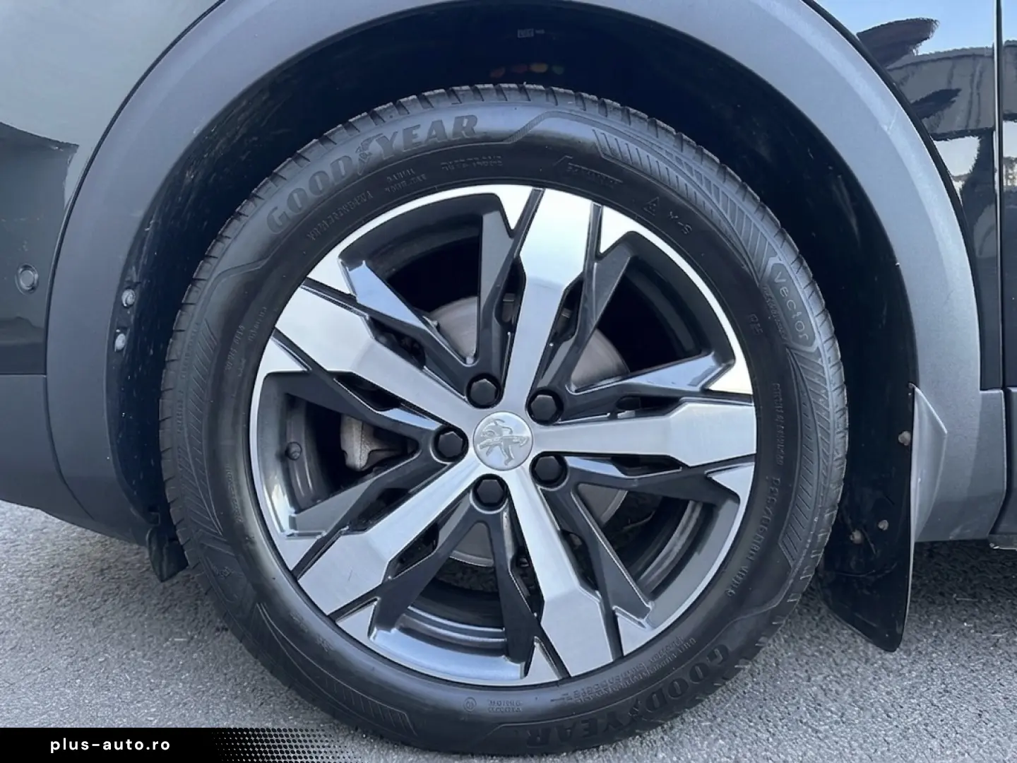 PEUGEOT 3008 1.2 PureTech Turbo S&S EAT8 Allure