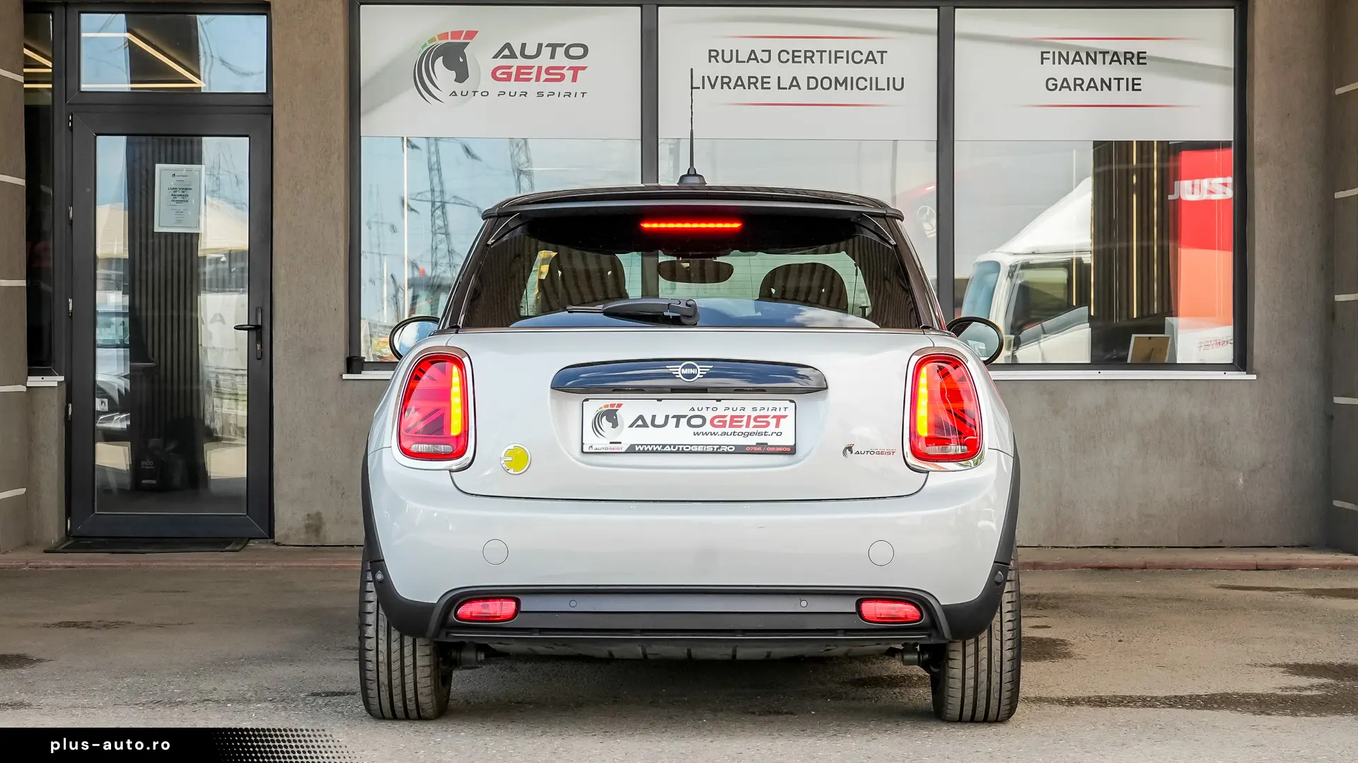Mini Cooper SE Electric auto