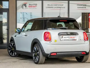 Mini Cooper SE Electric auto