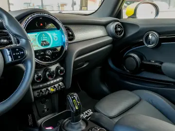 Mini Cooper SE Electric auto