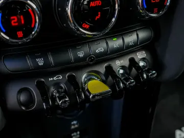Mini Cooper SE Electric auto