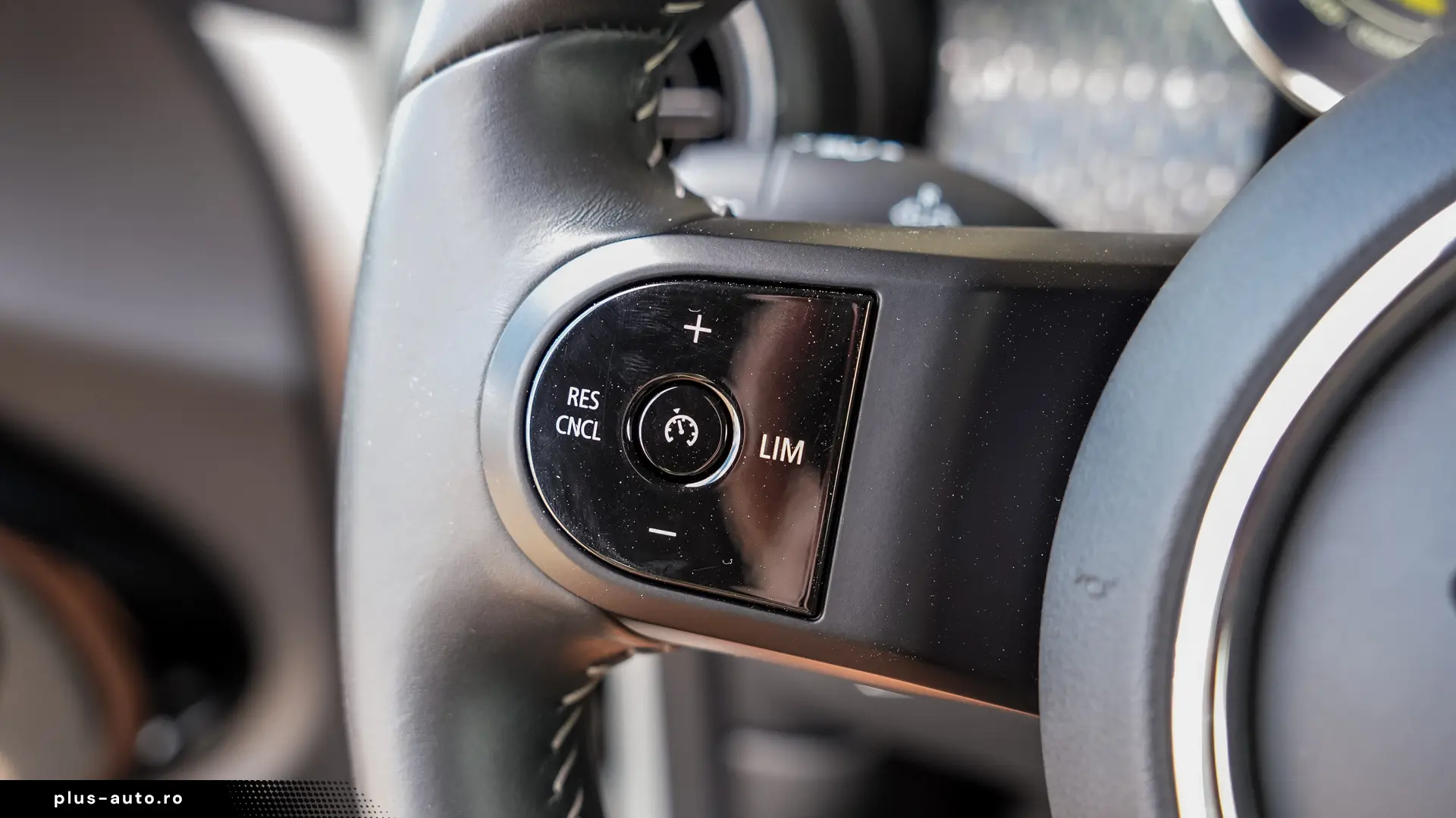 Mini Cooper SE Electric auto