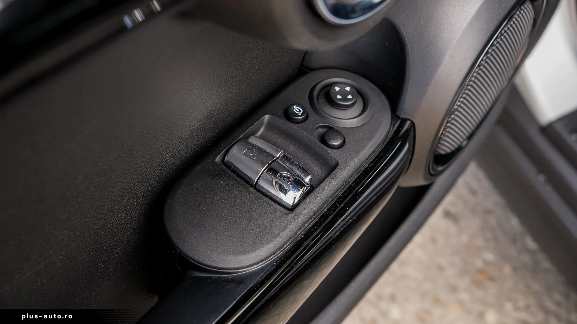 Mini Cooper SE Electric auto