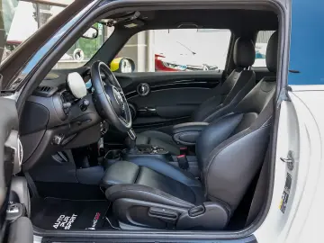 Mini Cooper SE Electric auto