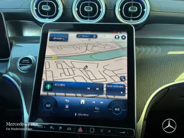 MERCEDES-BENZ GLC 300e 4M AMG Prem Pano Dist DigiLED Memo
