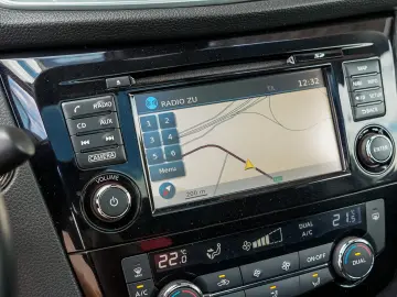 NISSAN QASHQAI TEKNA 4WD
