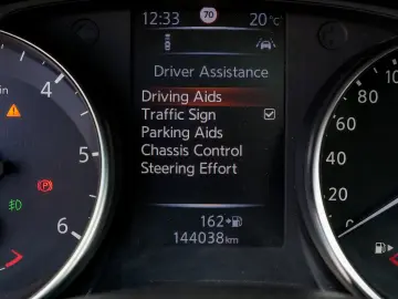NISSAN QASHQAI TEKNA 4WD